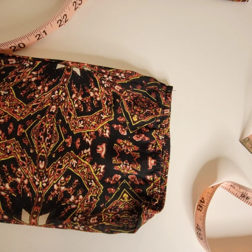 Lucca Couture Batik Pattern Romper Blk/Maroon Open Back Size M - Picture 8 of 14